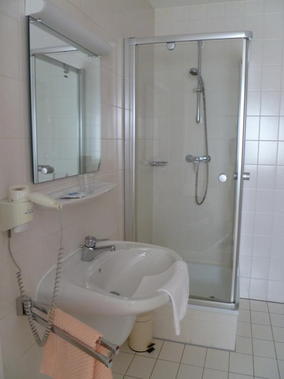 Gasthaus Zum Specht Hösbach Chambre photo