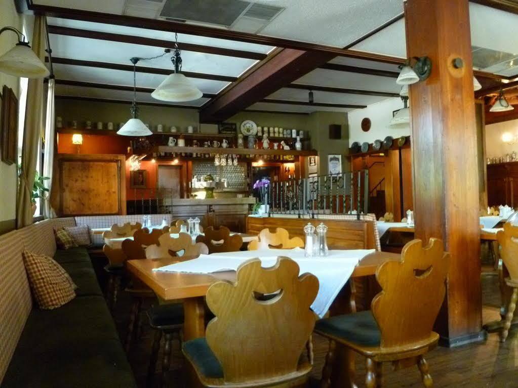 Gasthaus Zum Specht Hösbach Extérieur photo